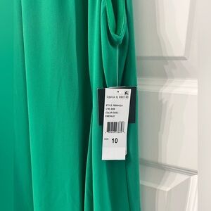 Signature by Robbie Bee Vibrant Emerald Dress
